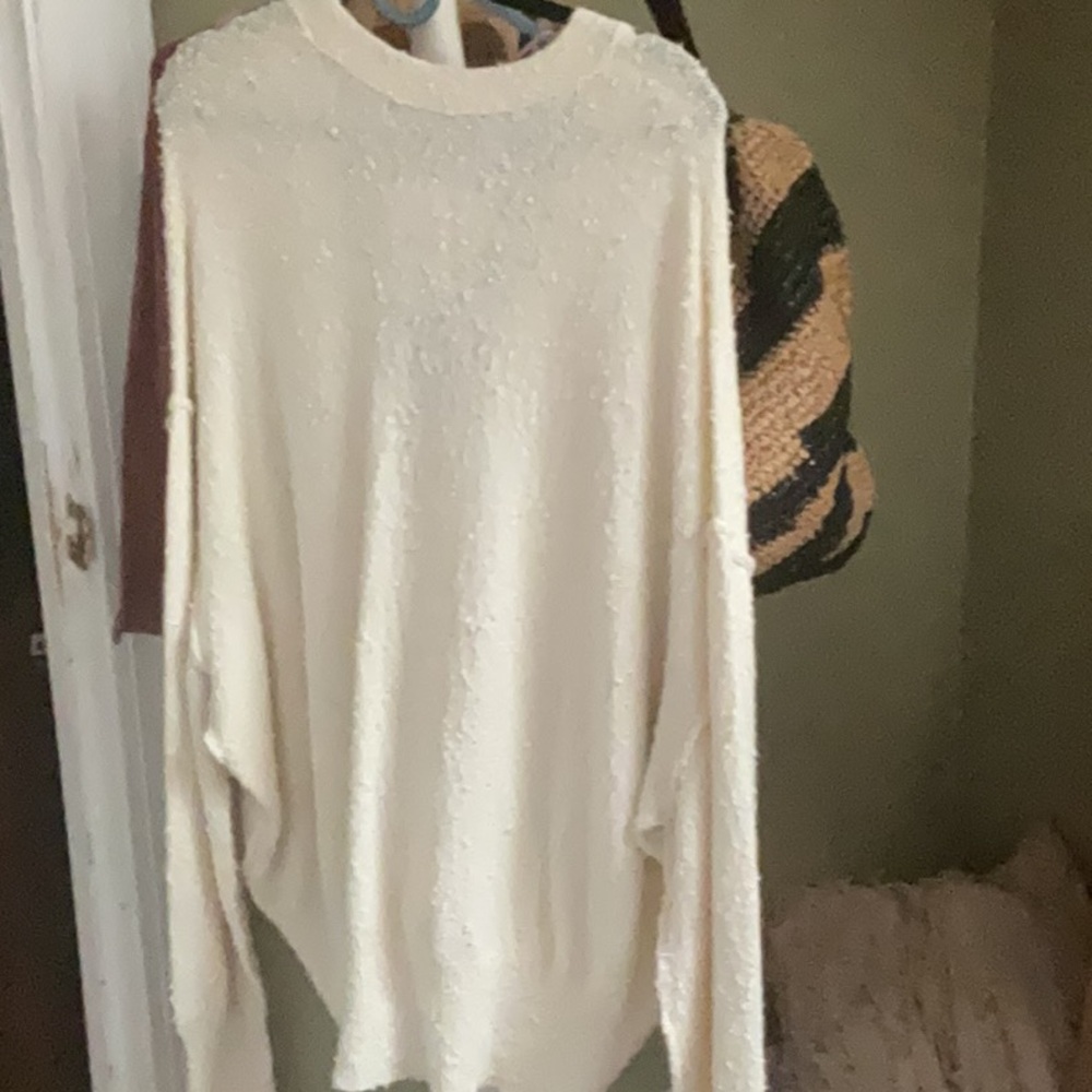 FREE People Sweater NWT - Picture 3 of 3